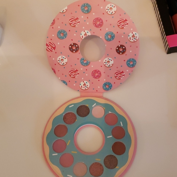 Professional makeup - Picture 6 of 8